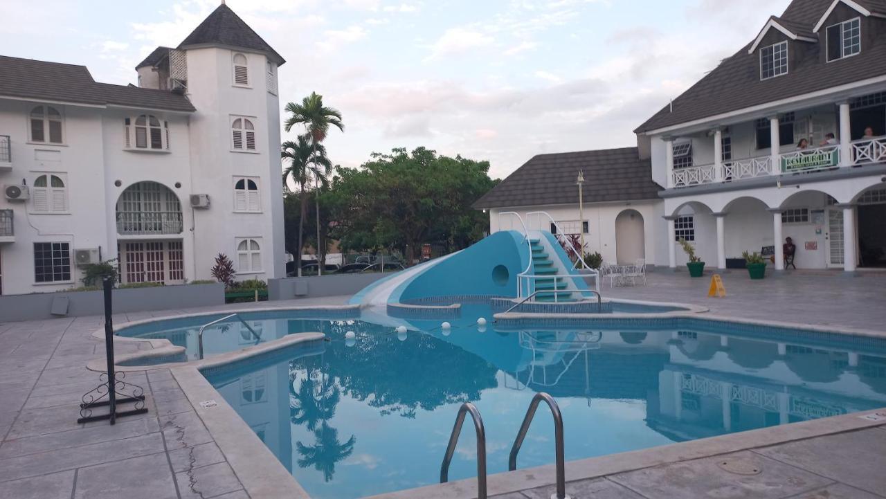Beach Studio 20 Ocho Rios Bagian luar foto